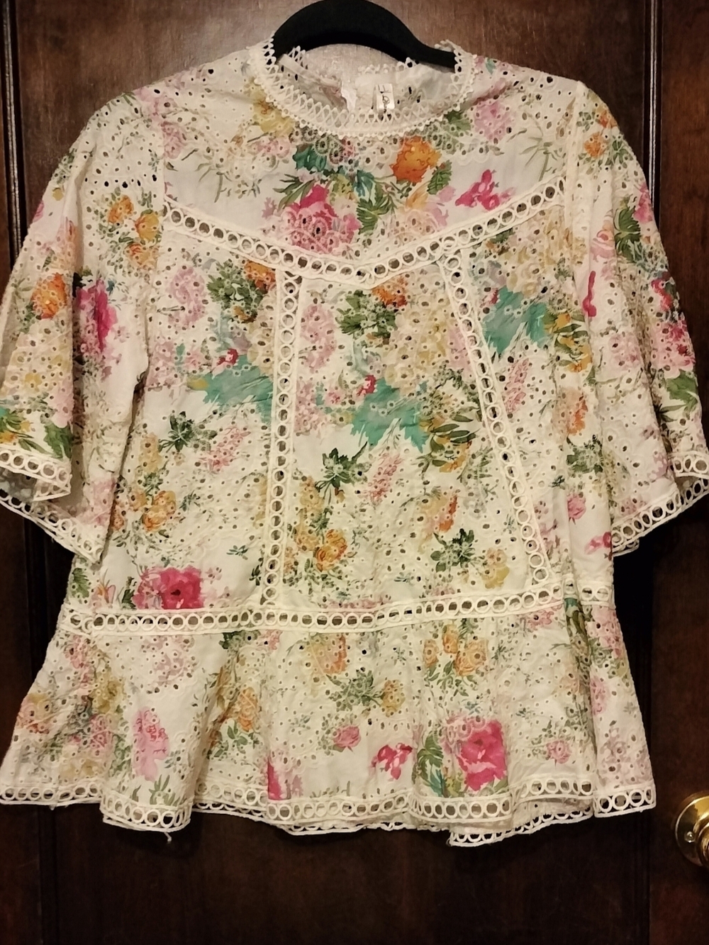 2-Piece Boutique Floral Eyelet Set - Romantic Boho Top & Matching Shorts